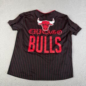 CHICAGO BULLS  Jersey Mens M Pinstripe NBA Basketball Button Up Double Sided